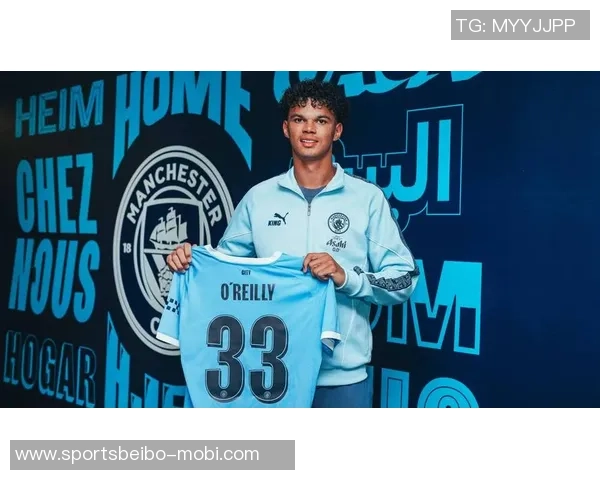 曼城官方祝贺19岁小将查理格雷成功完成一线队首秀